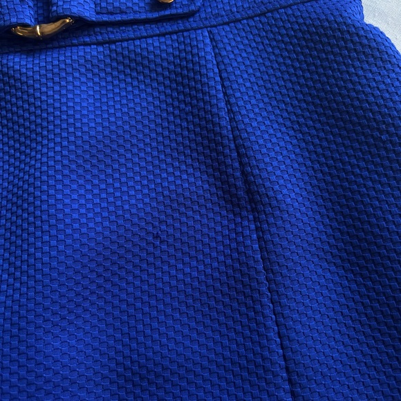 Tahari Arthur S. Levine Blue Sheath Dress Gold Buckle Size 4 Career Workwear - Picture 7 of 13